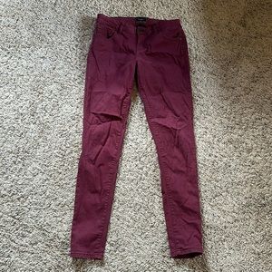 Maroon khaki skinny pants. Kohls. Low-rise.
